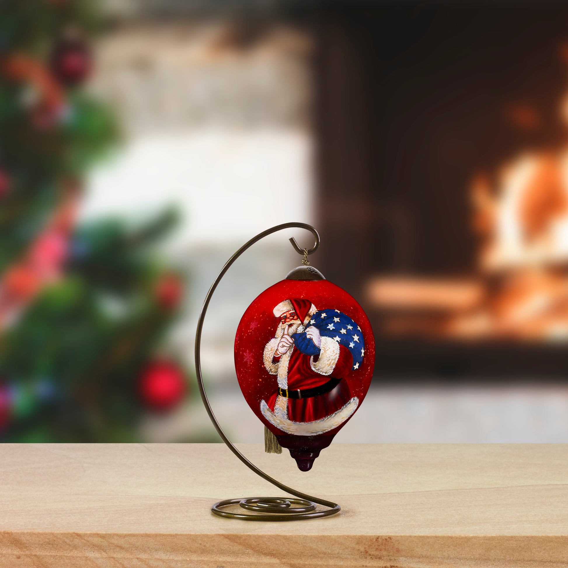 A Patriotic Christmas Ornament